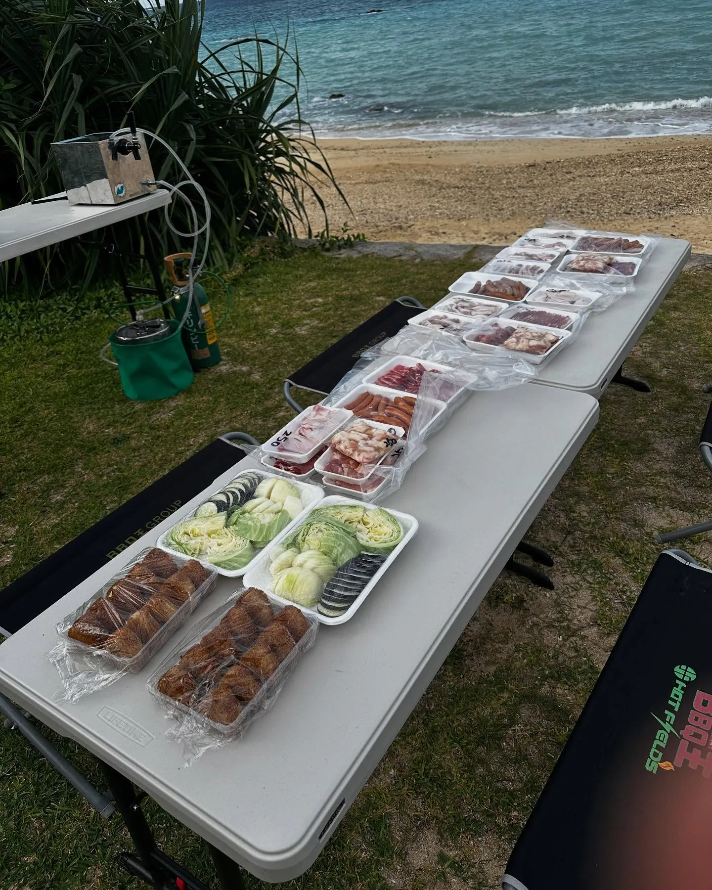 海辺でバーベキュー🍖といえば沖縄の名物✨