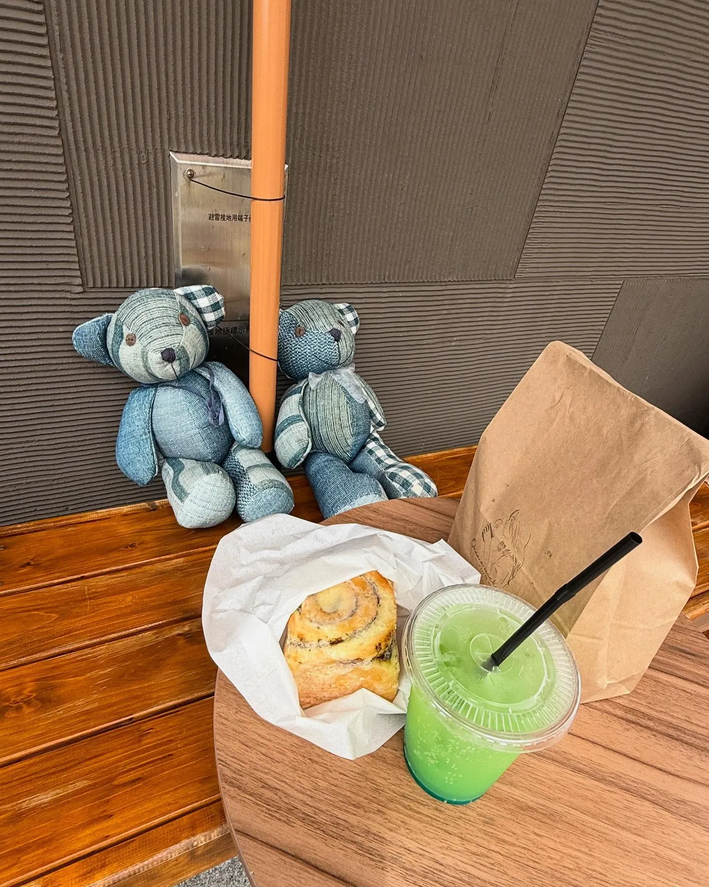 崇元寺跡地の隣にあるシナモンロール✨