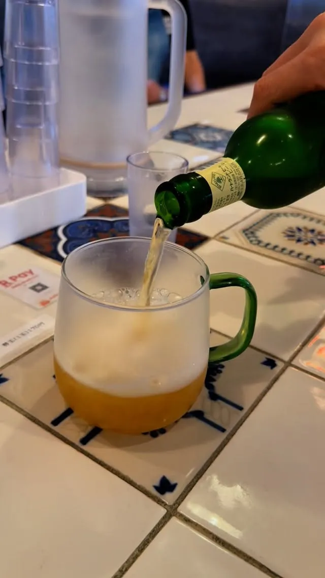 店主手作りの器に出汁たっぷりの美味しいラーメン🍜